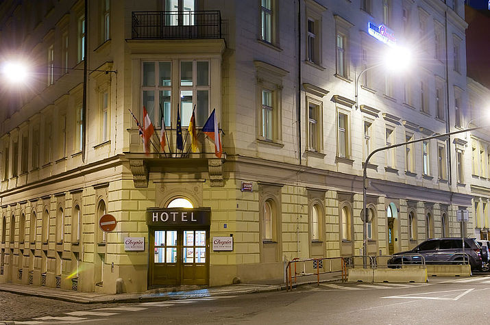 Exe City Park Hotel Прага Екстериор снимка