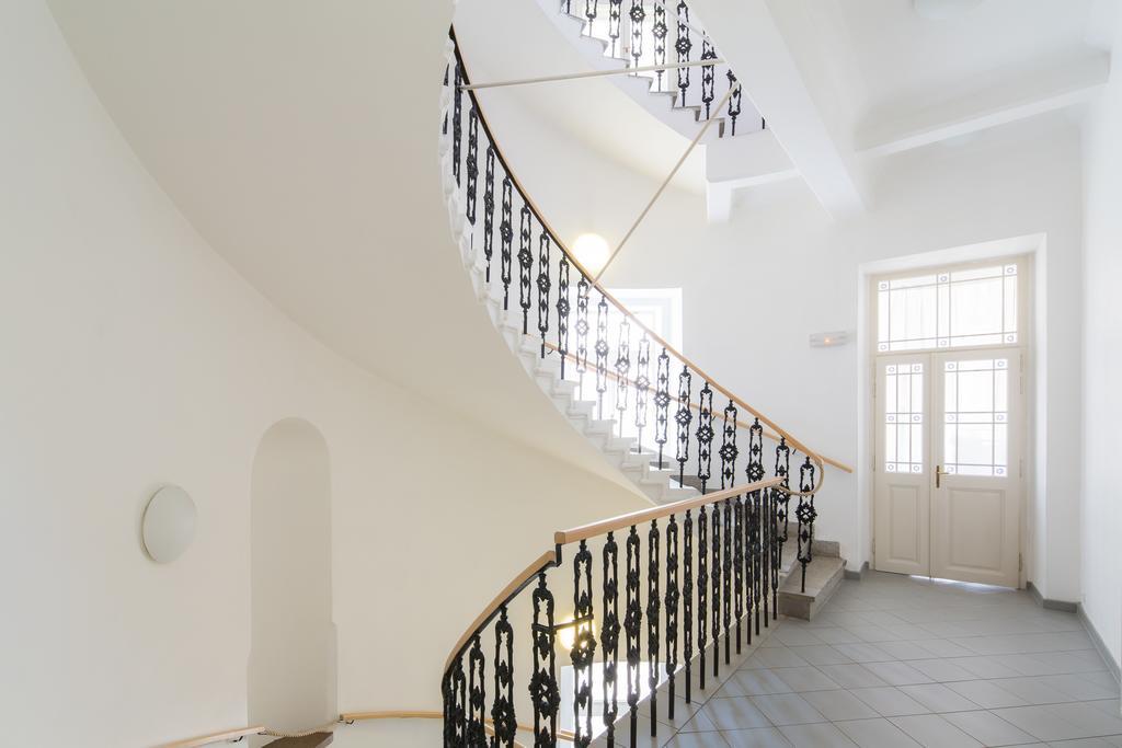 Exe City Park Hotel Прага Екстериор снимка
