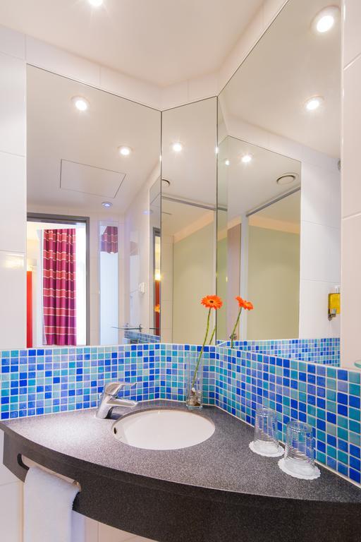 Exe City Park Hotel Прага Екстериор снимка