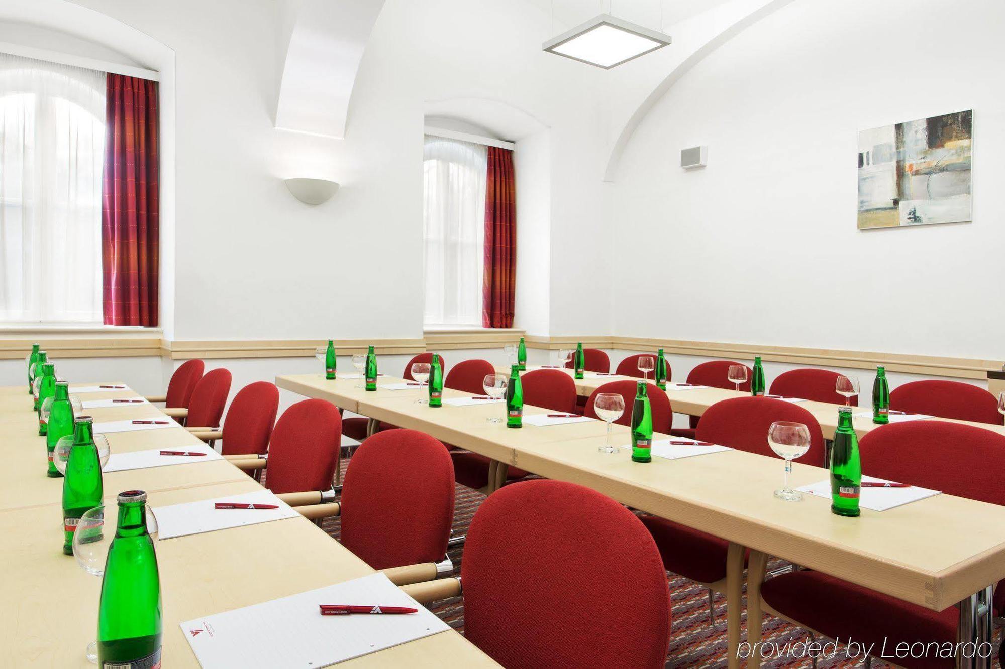 Exe City Park Hotel Прага Екстериор снимка